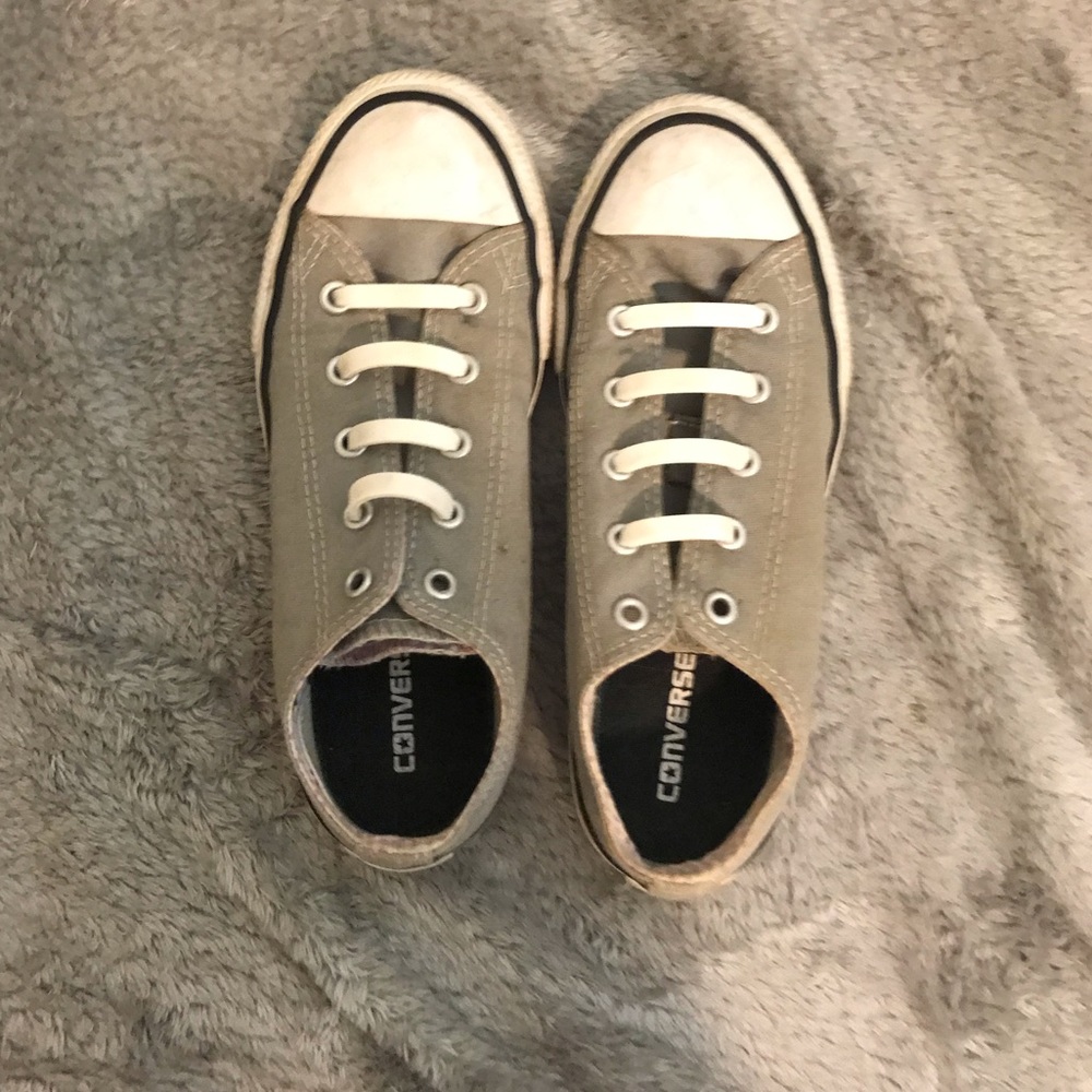 Grey converse - Picture 2 of 3